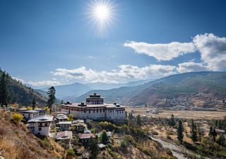Paro Dzong bei Sonnenschein