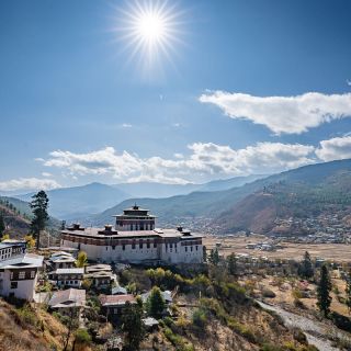 Paro Dzong bei Sonnenschein