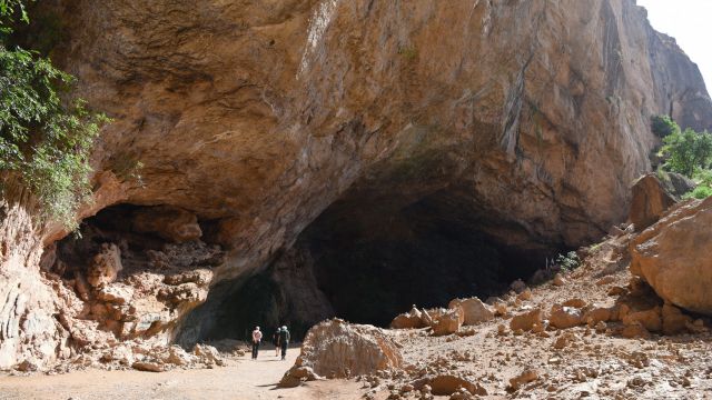 Kyrk Gyz Tropfsteinhöhle