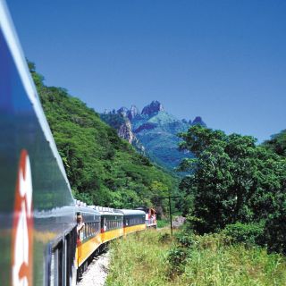 Der Zug Chepe durch die Kupferschluchten - eine der spektakulärsten Zugverbindungen der Welt