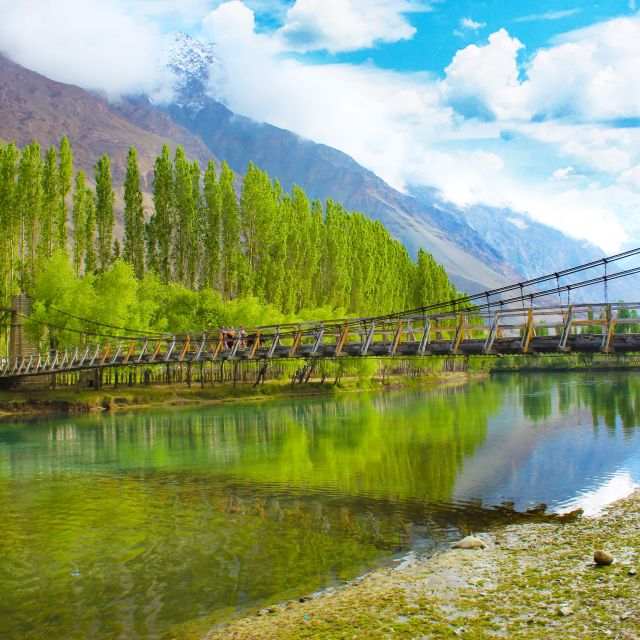 Brücke über den Gilgit, einen Nebenfluss des Indus