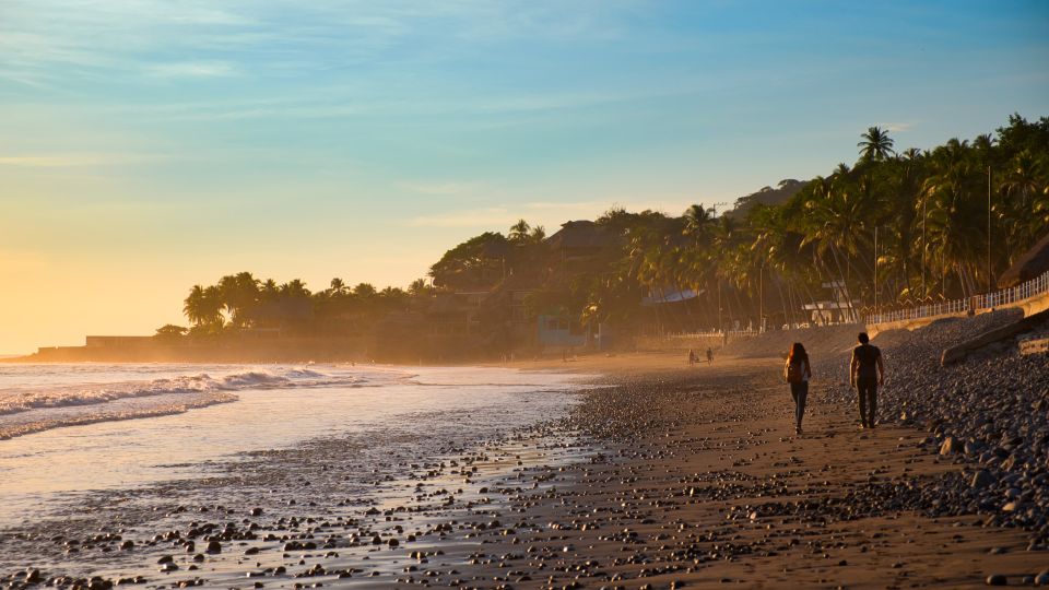 Strand von El Tunco in El Salvador
